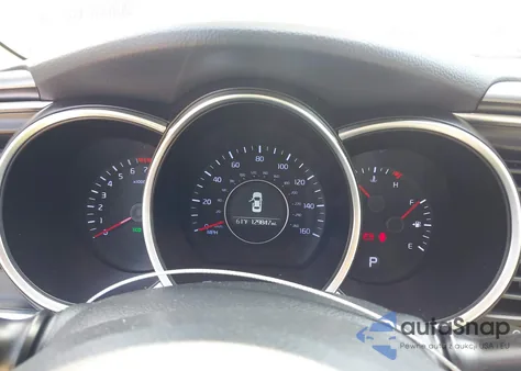 2015 Kia Optima Lx z USA, uszkodzony, nr VIN 5XXGM4A71FG404244